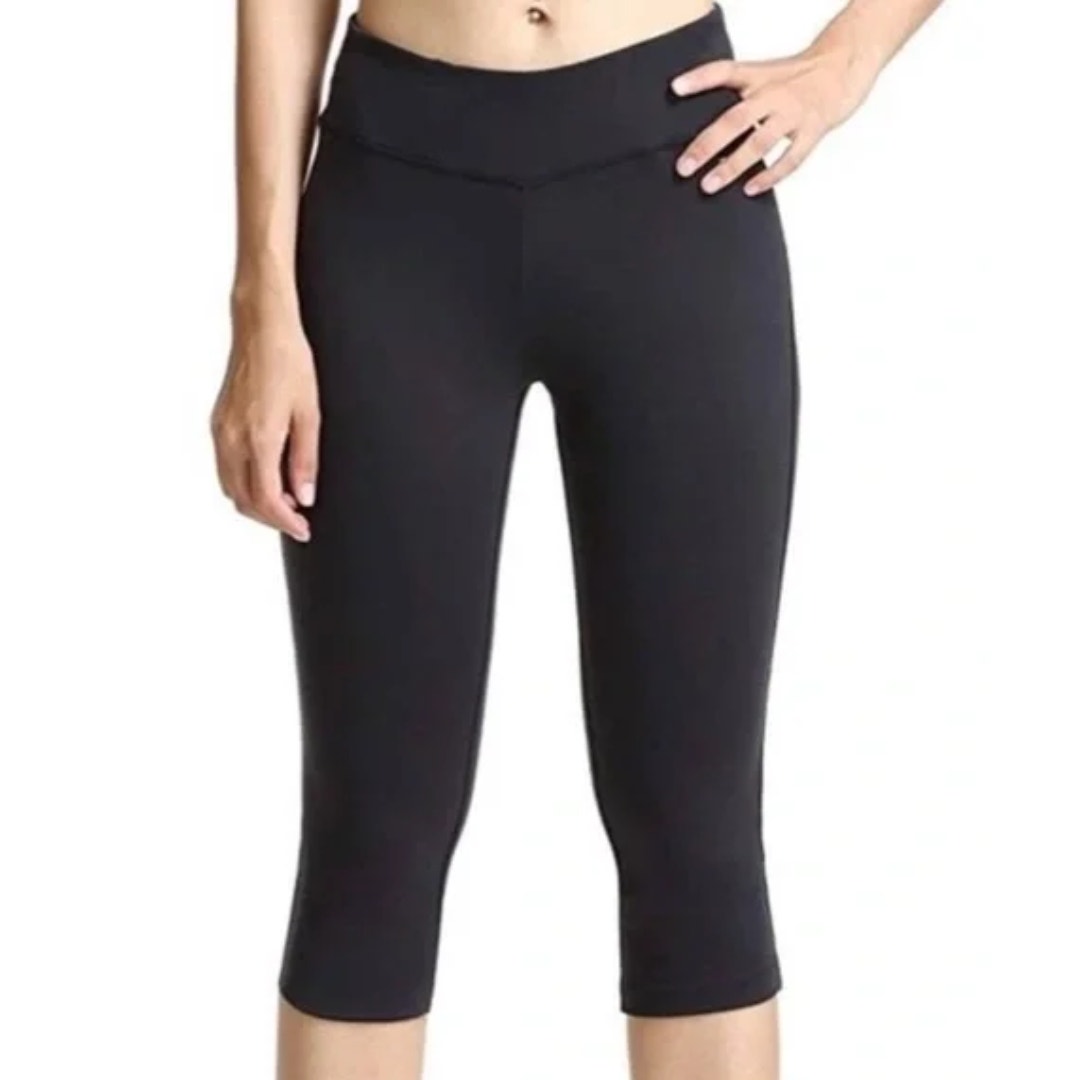 Zella Studio Luxe High Waist Capri Leggings in Black Size XS