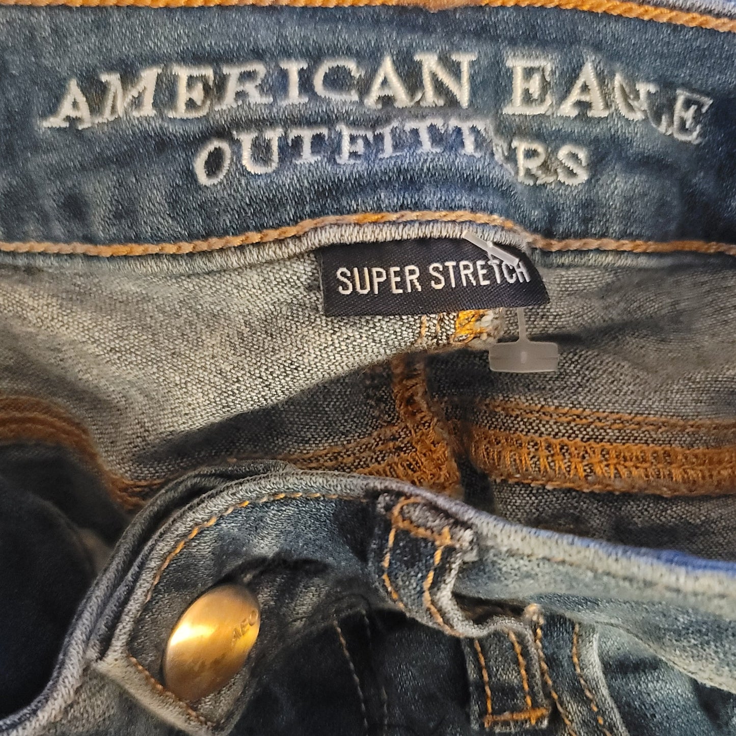 American Eagle Super Low Jegging Ankle Jeans Distressed Raw Hem Size 2