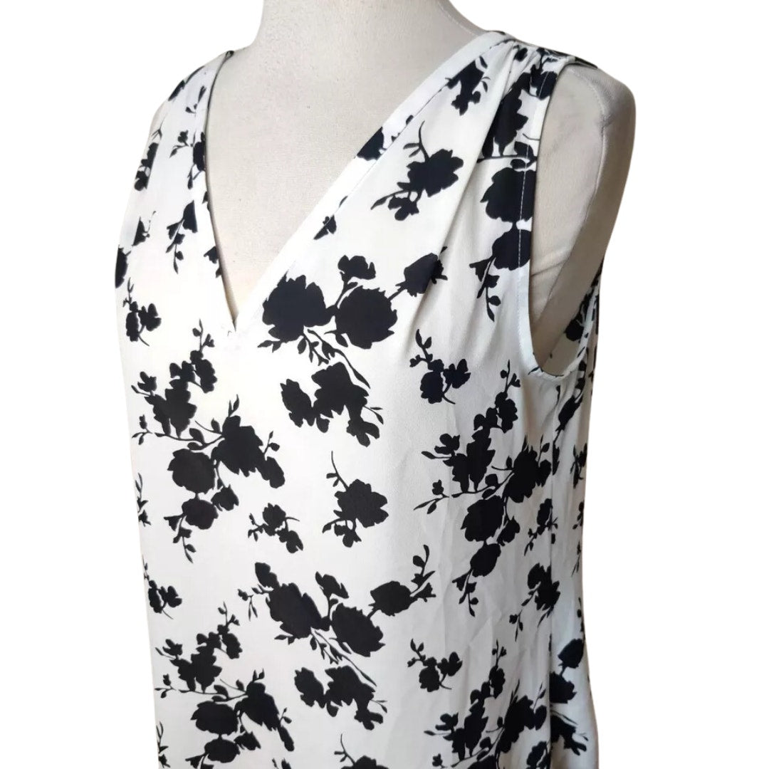 WHBM Black and White Floral V Neck Blouse Size XXS