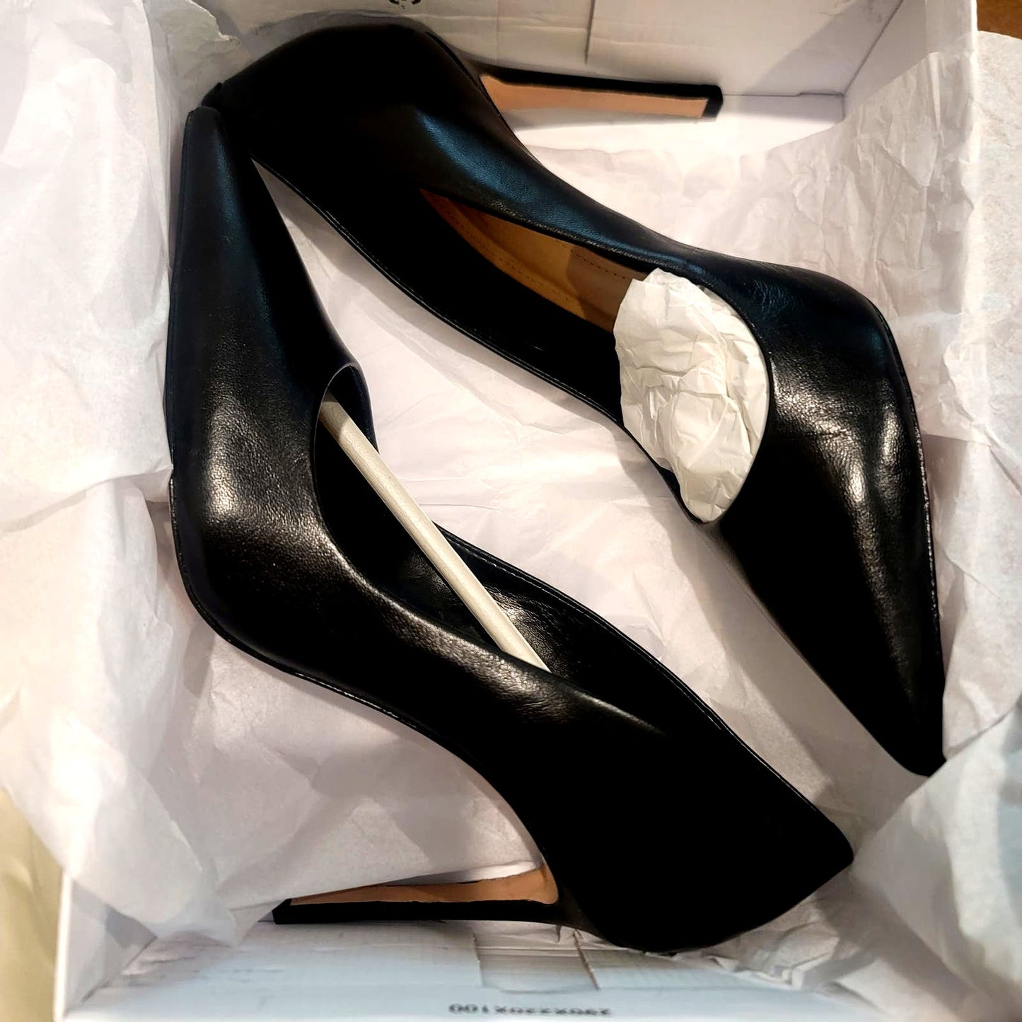 Schutz Lou Pump in Black Size 8