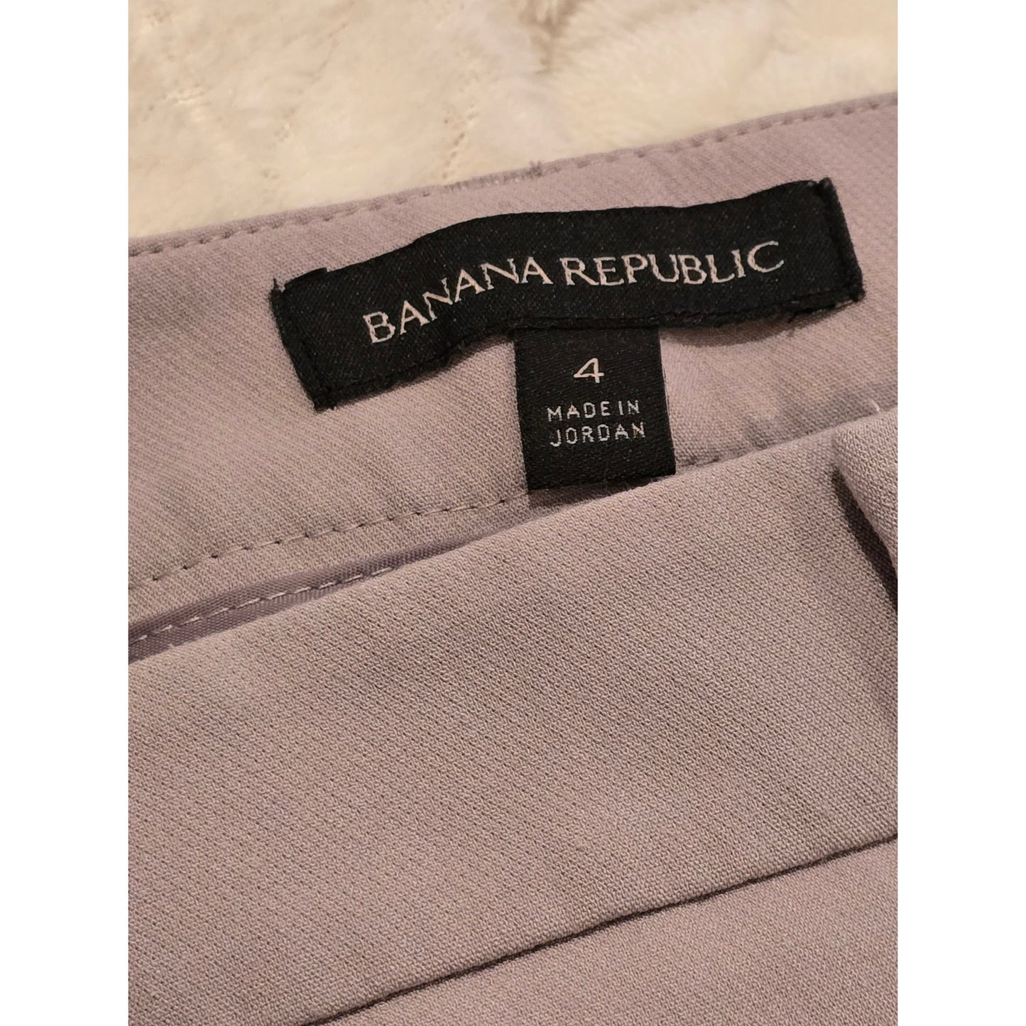 Banana Republic Chino Dress Shorts in Tan Greige Size 4